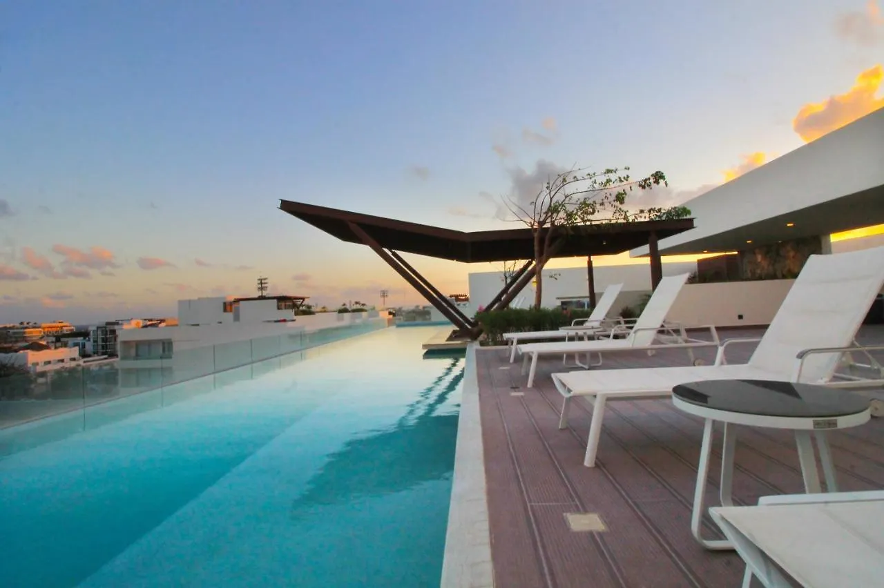 L Condos - Luxury Apartments By Spot Rentals location